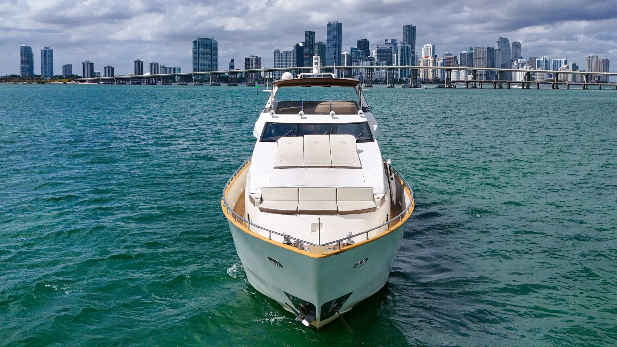 100FT DANIELA Miami yacht rental 2