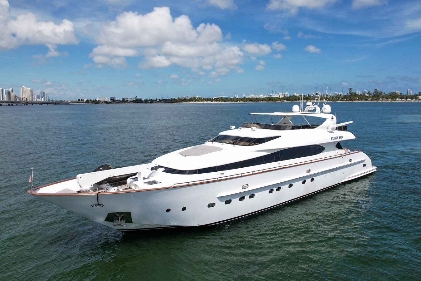 110FT MAIORA — 110ft Mega Yacht for rent in Miami