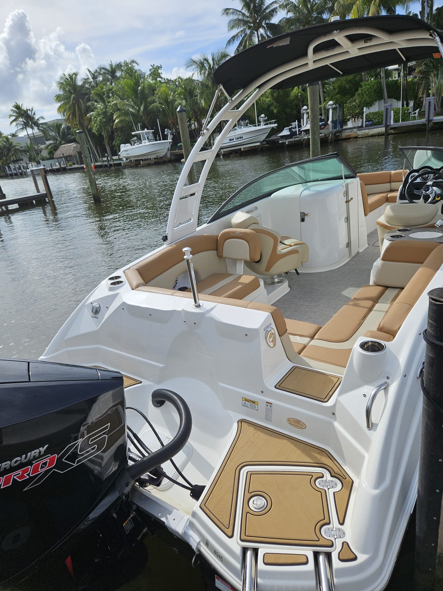 24FT NAUTIC STAR Miami yacht rental 3