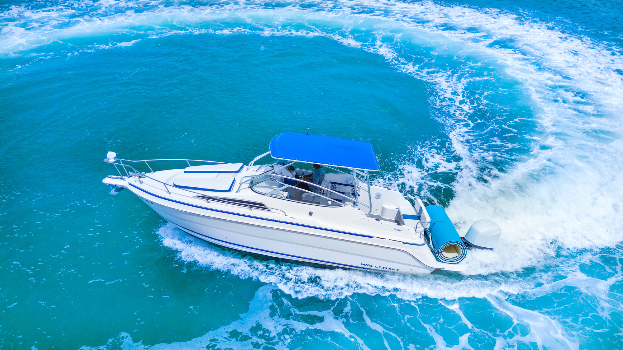 30FT WELLCRAFT Miami yacht rental 4