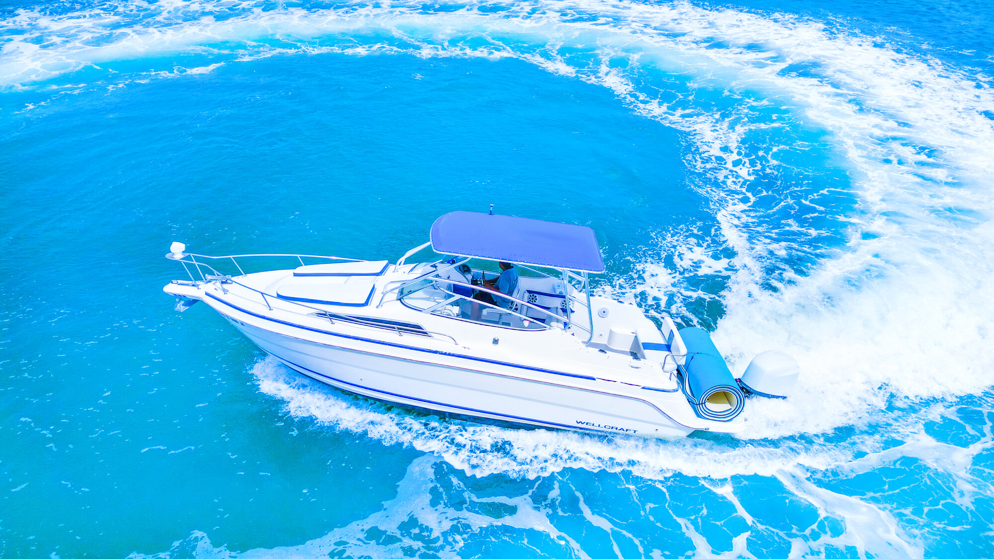 30FT WELLCRAFT Miami yacht rental 5