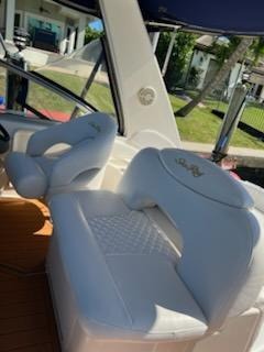 34ft Sea ray Sundancer - Palm Beach Miami yacht rental 6