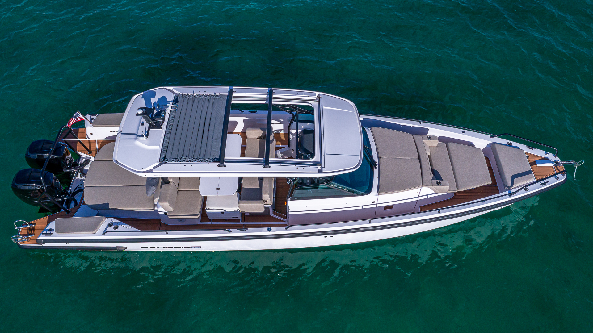 38FT PARDO Miami yacht rental 3