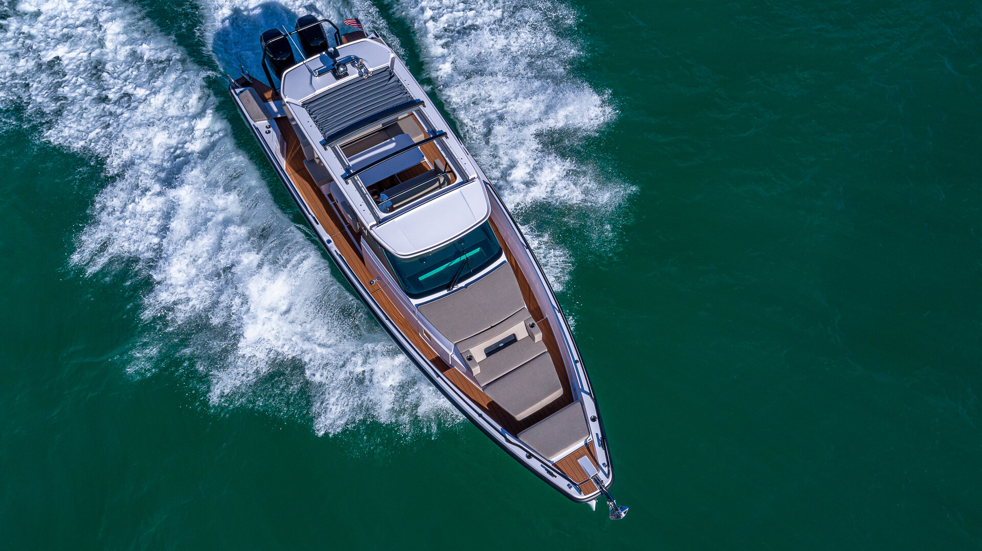 38FT PARDO Miami yacht rental 6