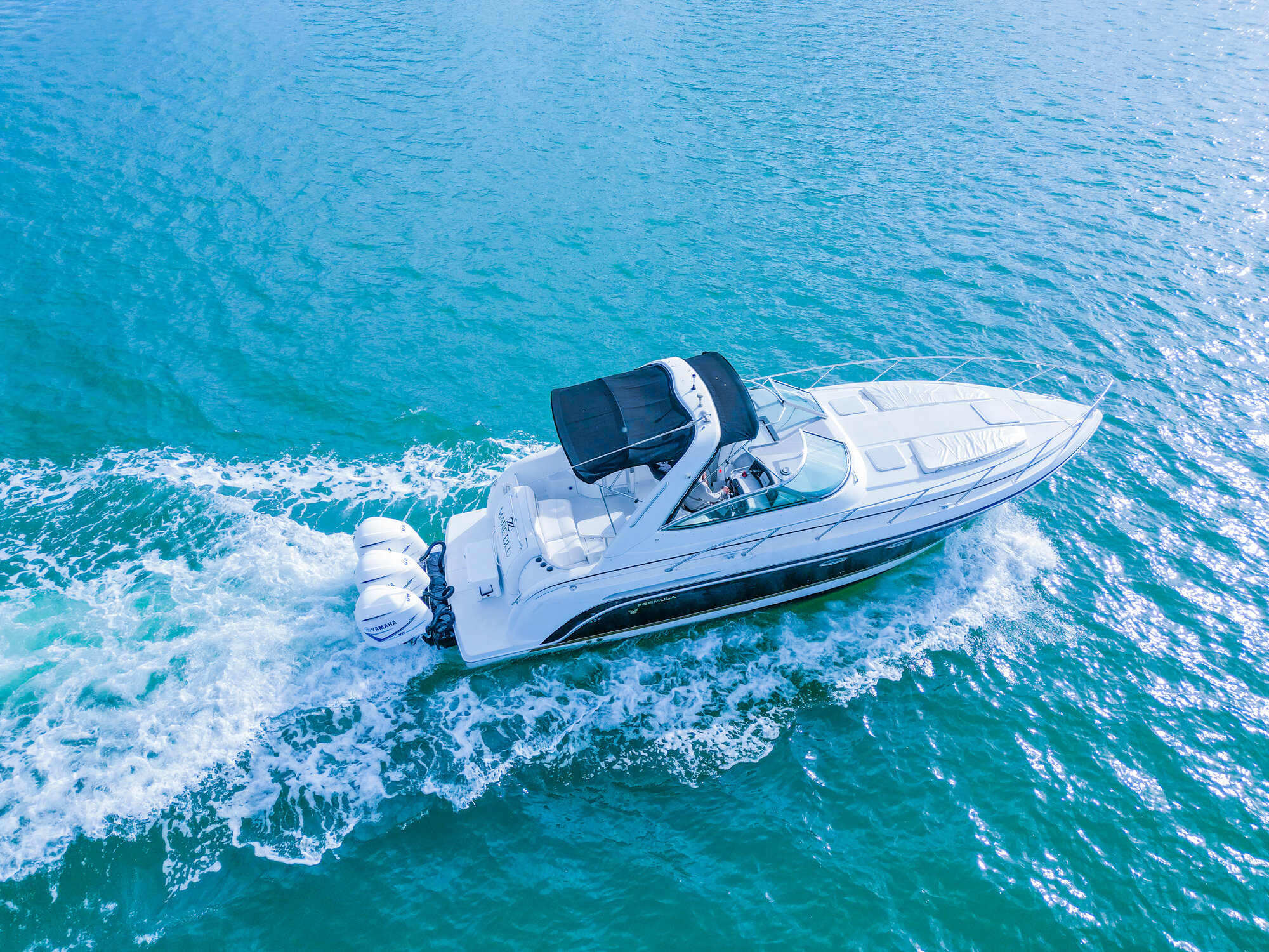 40FT FORMULA Miami yacht rental 4
