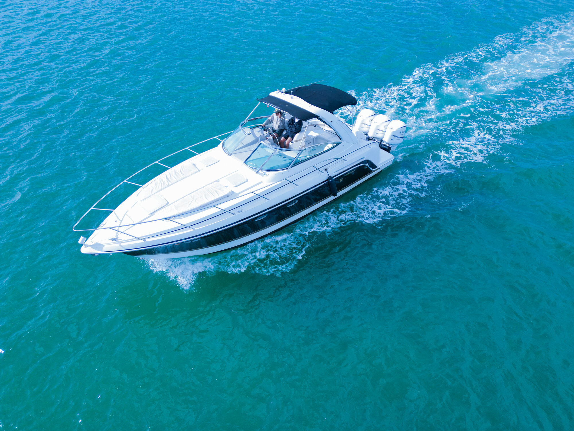 40FT FORMULA Miami yacht rental 6