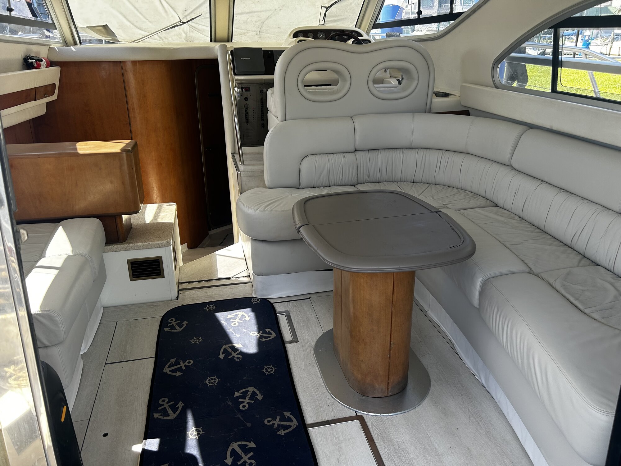 42FT CRANCHI Miami yacht rental 5