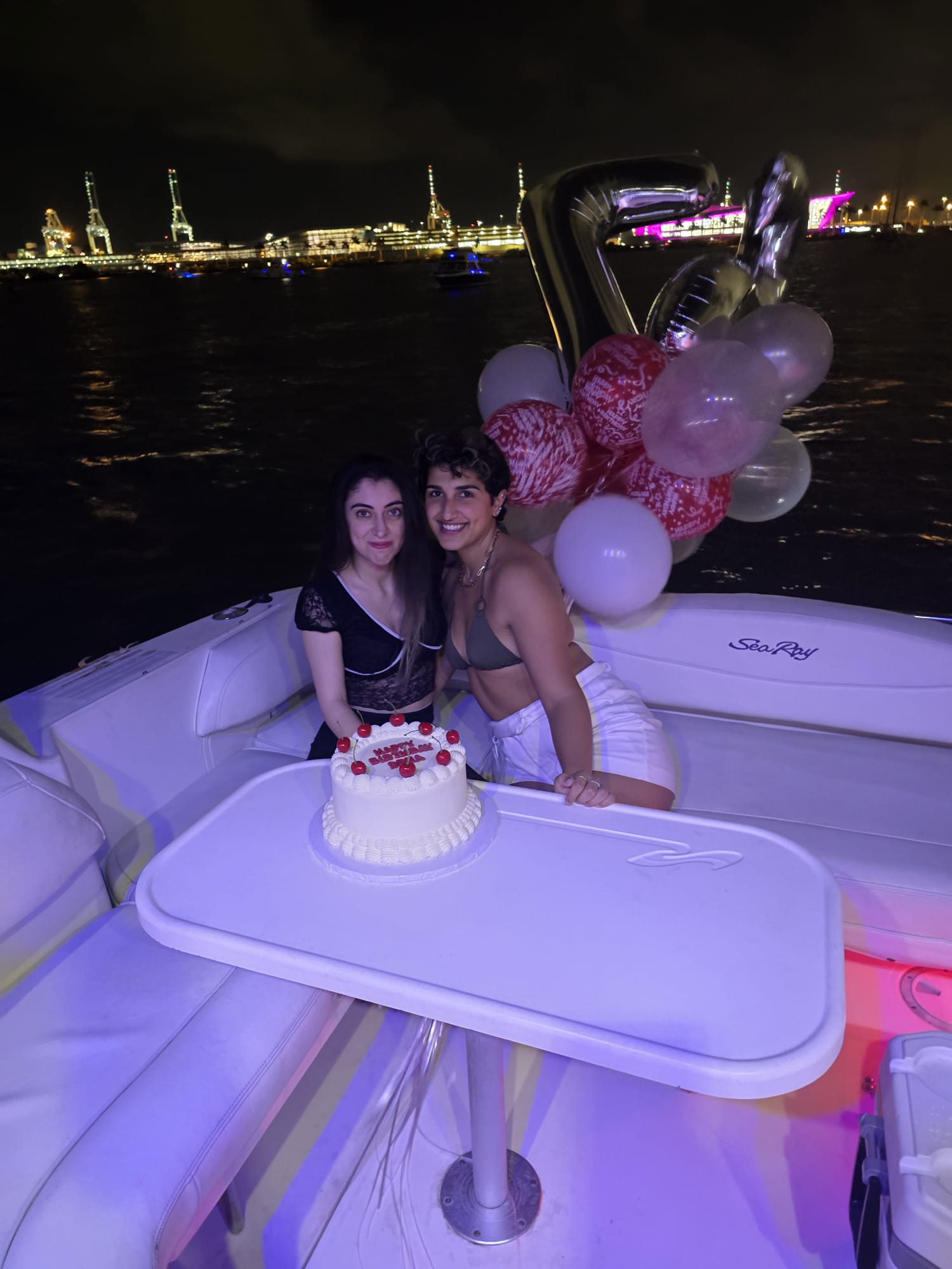 Sundancer 44FT — 44ft Yacht for rent in Miami