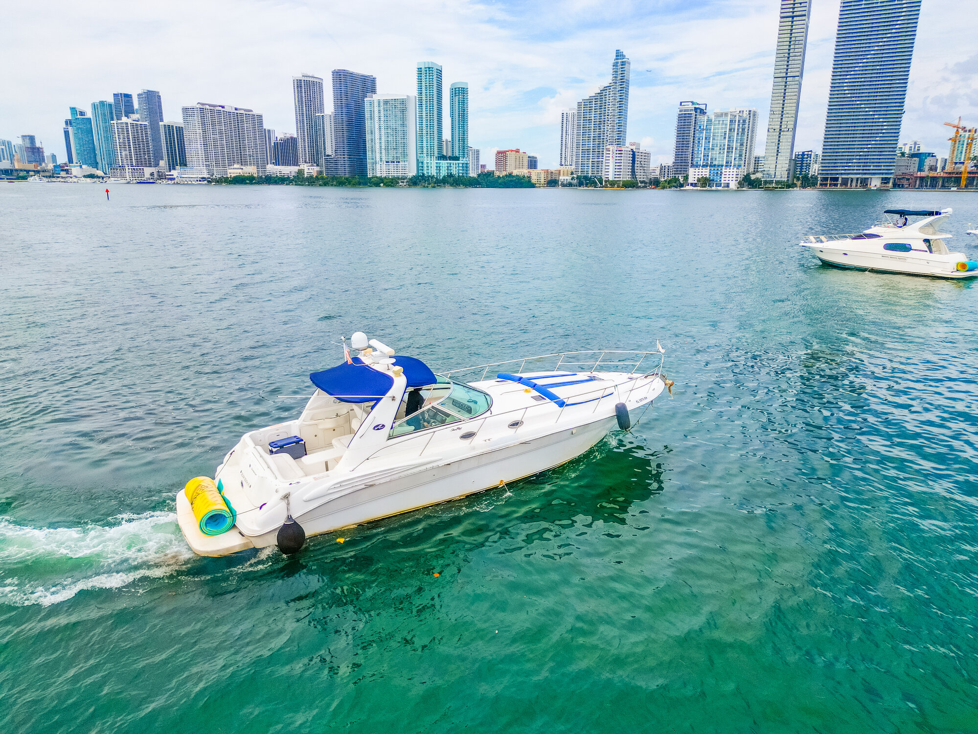 44FT SUNDANCER II — Motor Yacht in Miami