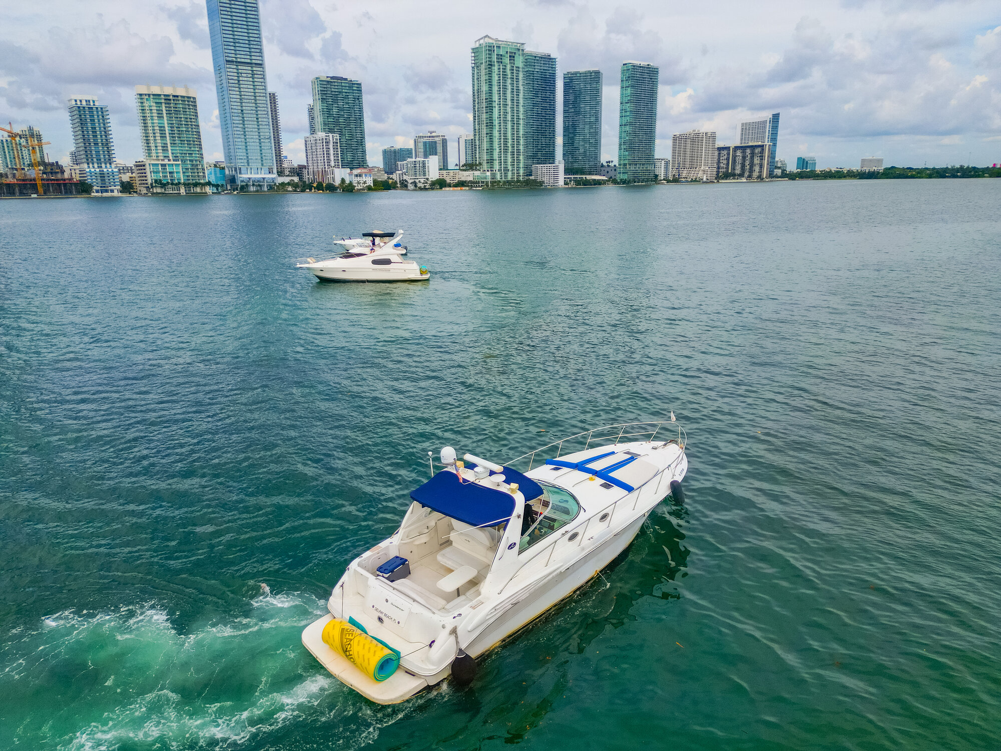 44FT SUNDANCER II Miami yacht rental 4