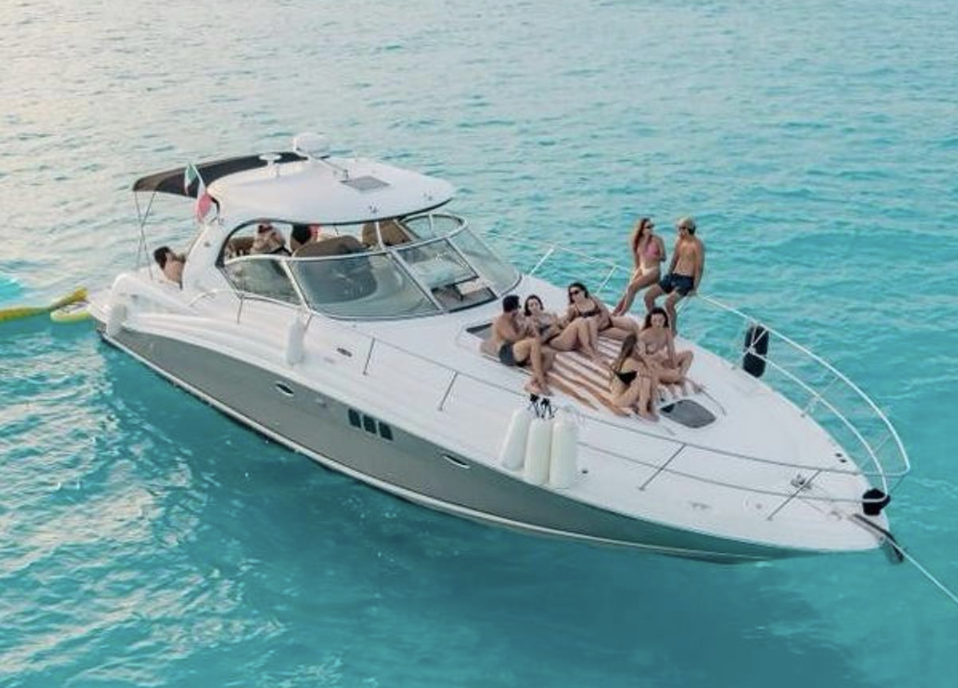 #2 — 44ft sea ray Cancun