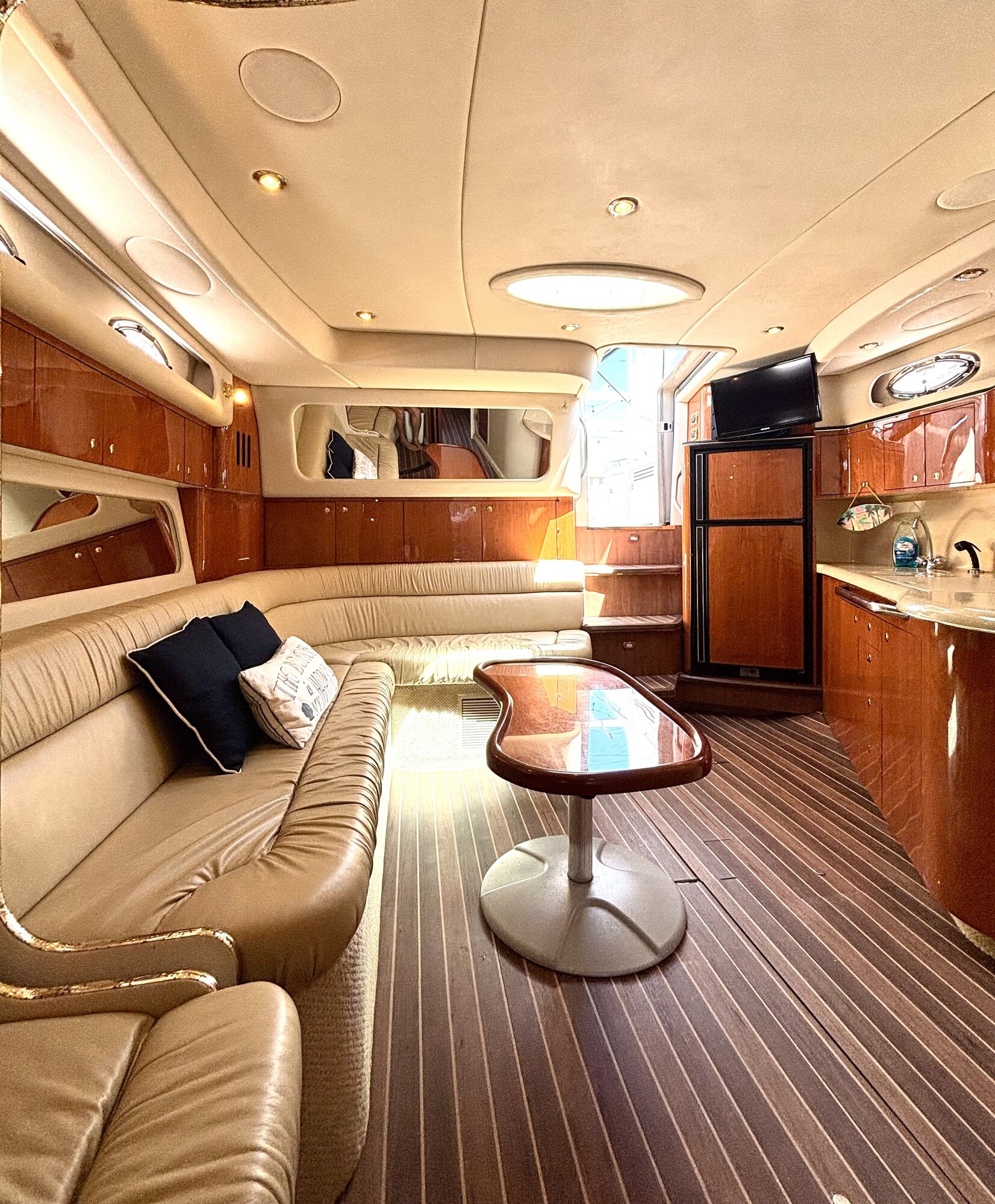 45' Sea Ray Miami yacht rental 6