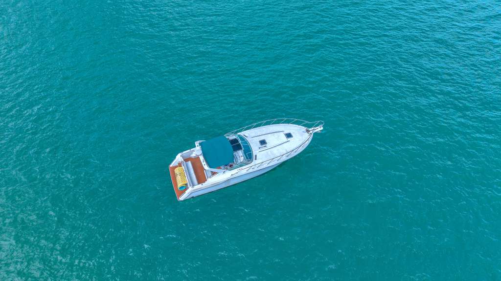 47FT WELLCRAFT Miami yacht rental 2