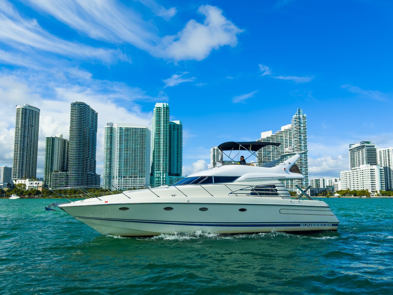 50FT MANHATTAN Miami yacht rental 5