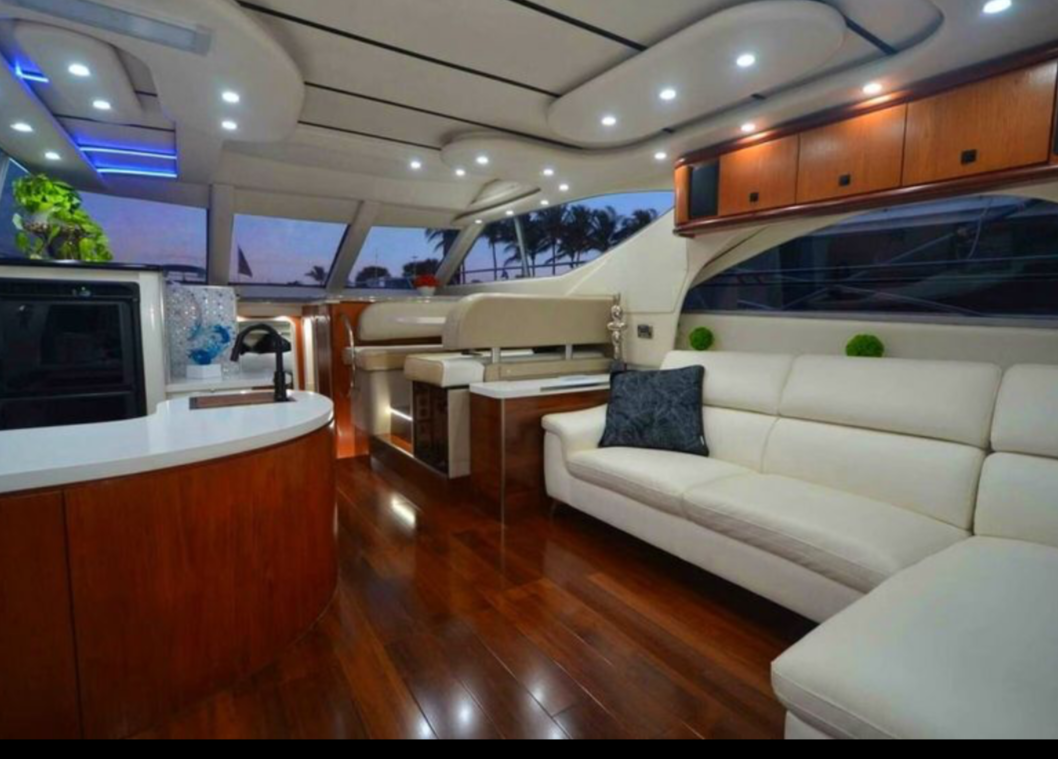 50ft Maxum Yacht in Palm Beach - BANKS Miami yacht rental 6