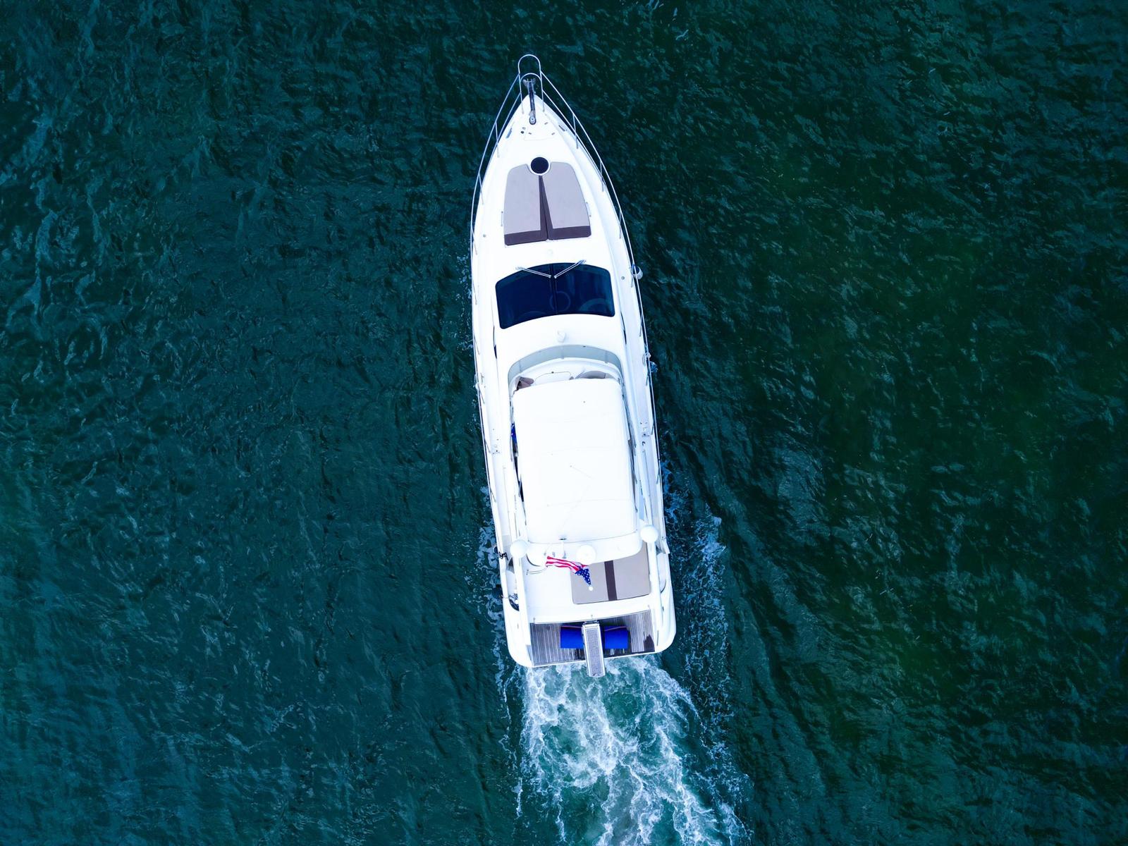 53FT AZIMUT Miami yacht rental 5