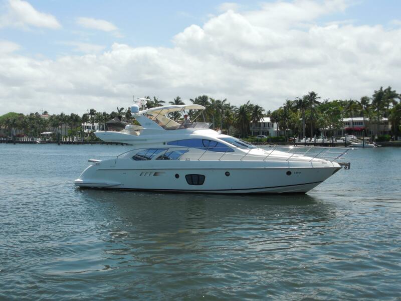 57FT AZIMUT ( Vice ) rental in Miami