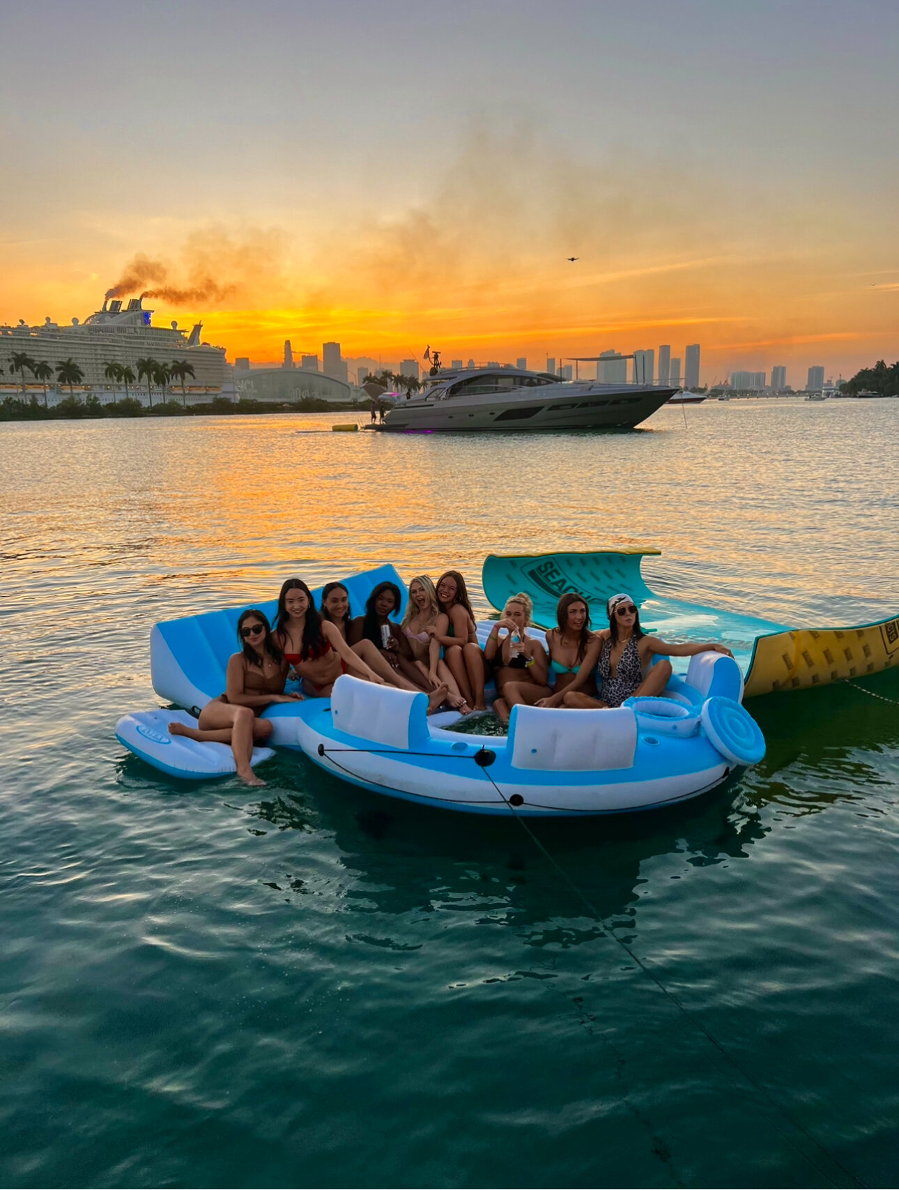 57Fft Fairline Miami yacht rental 5