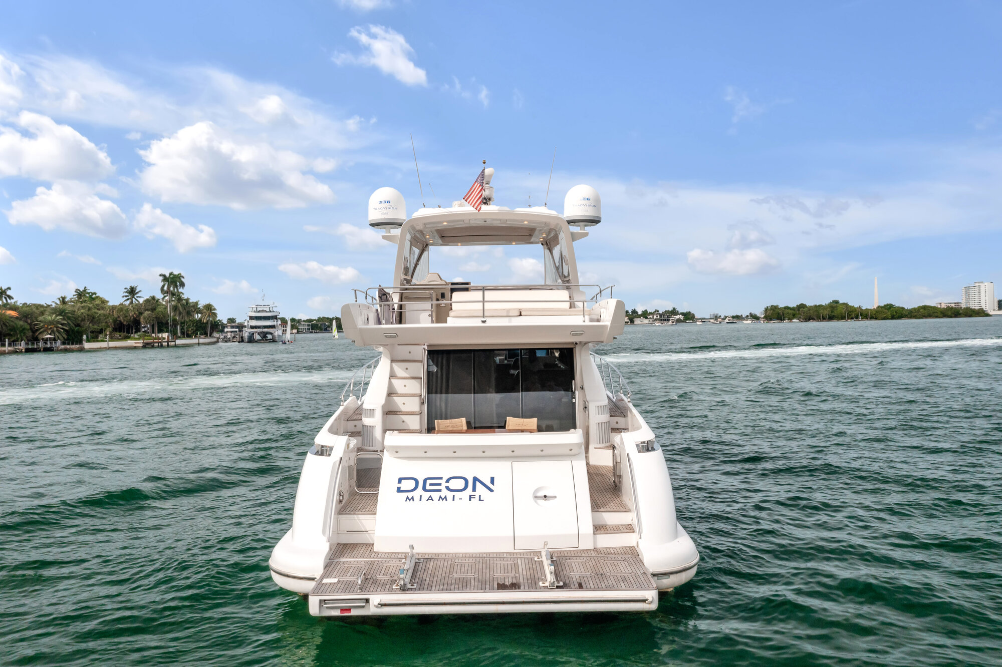 64FT AZIMUT FLYBRIDGE Miami yacht rental 3