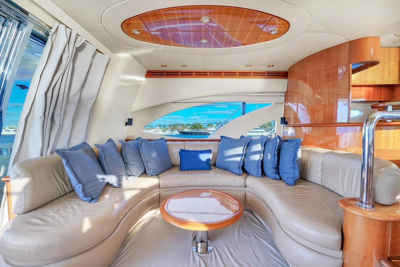 65FT AZIMUT FLYBRIDGE Miami yacht rental 3