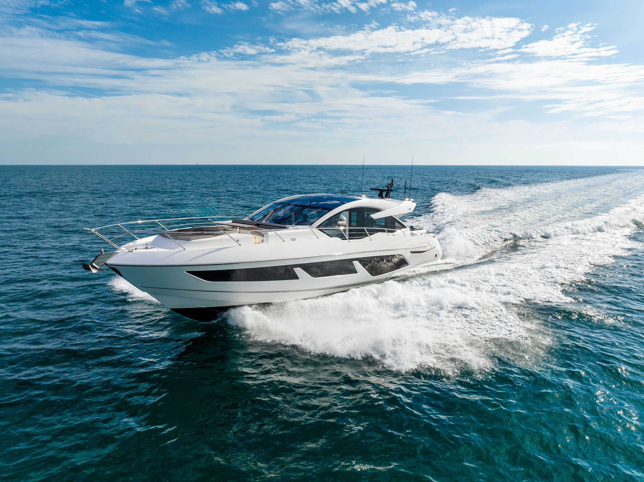 74FT SUNSEEKER Miami yacht rental 3