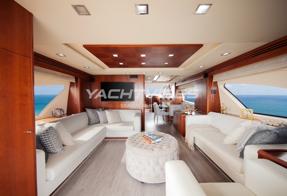 80FT AZIMUT Cancún yacht rental 3