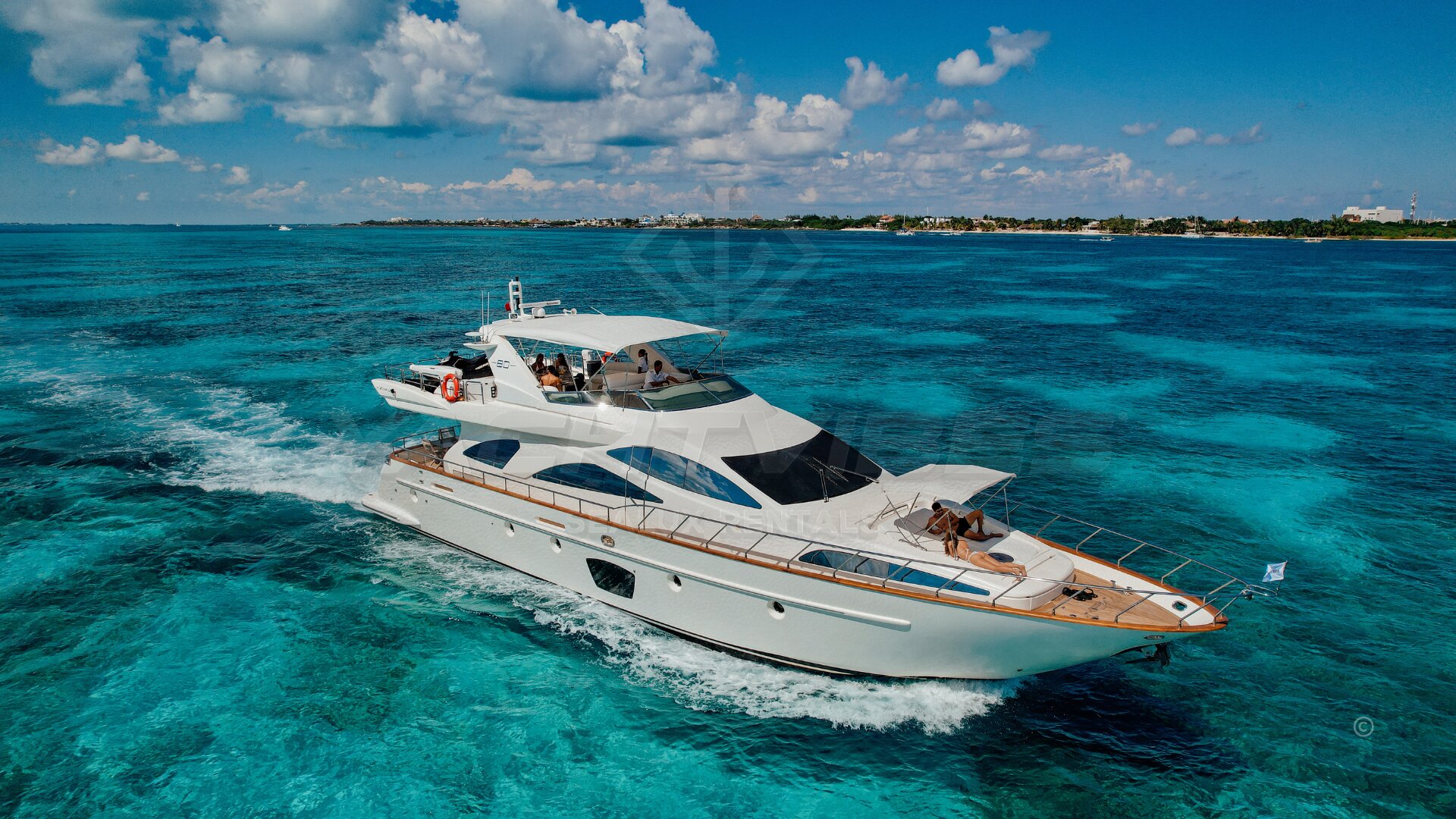 Boat rental fleet in Cancún — 8 vessels available