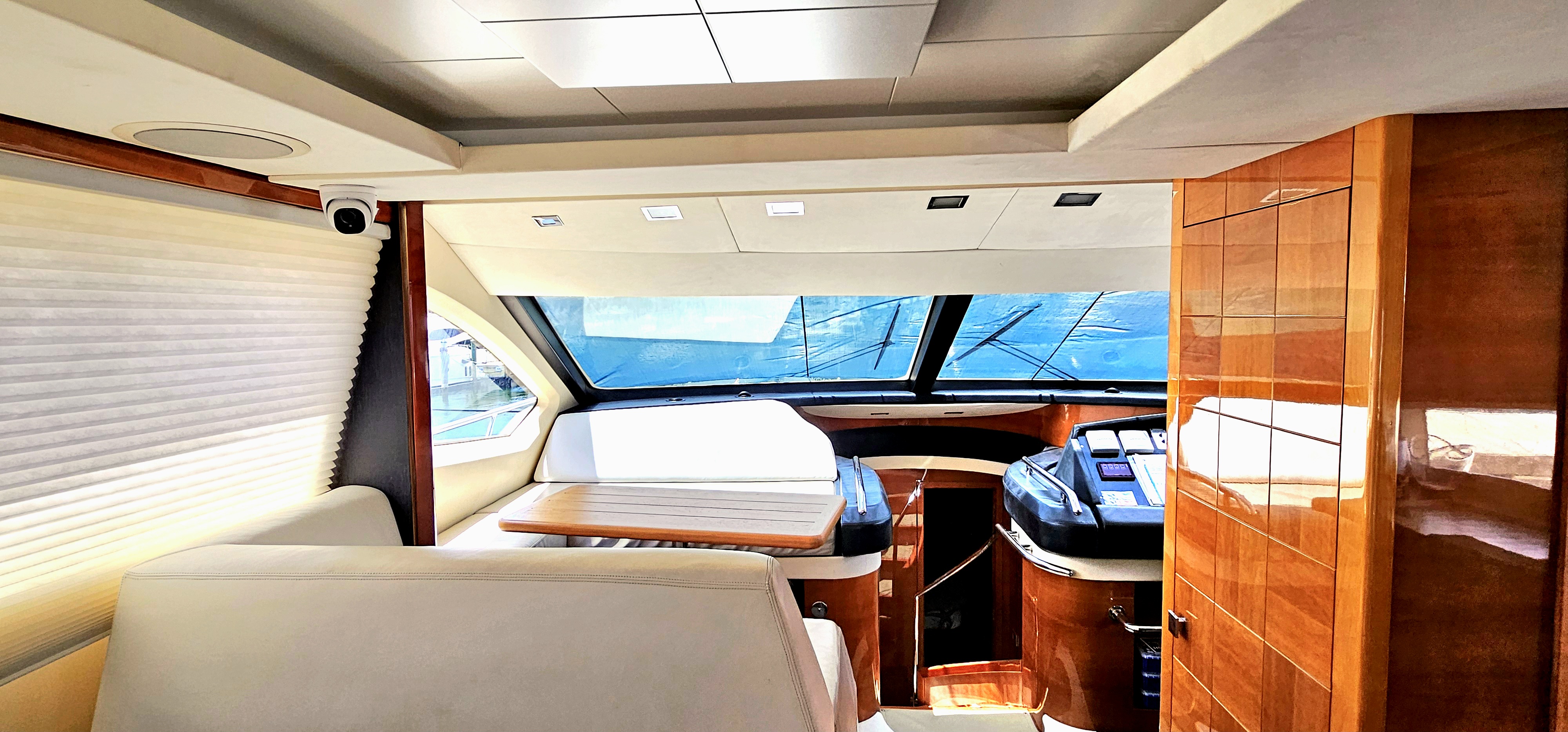 80ft Azimut Power Mega Yacht Miami yacht rental 6