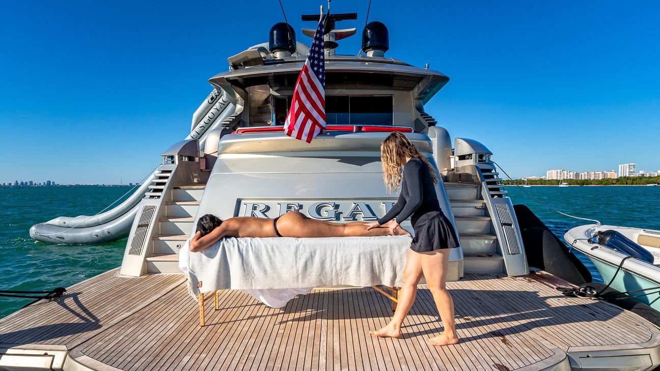90FT PERSHING - REFIT 2025 Miami yacht rental 2