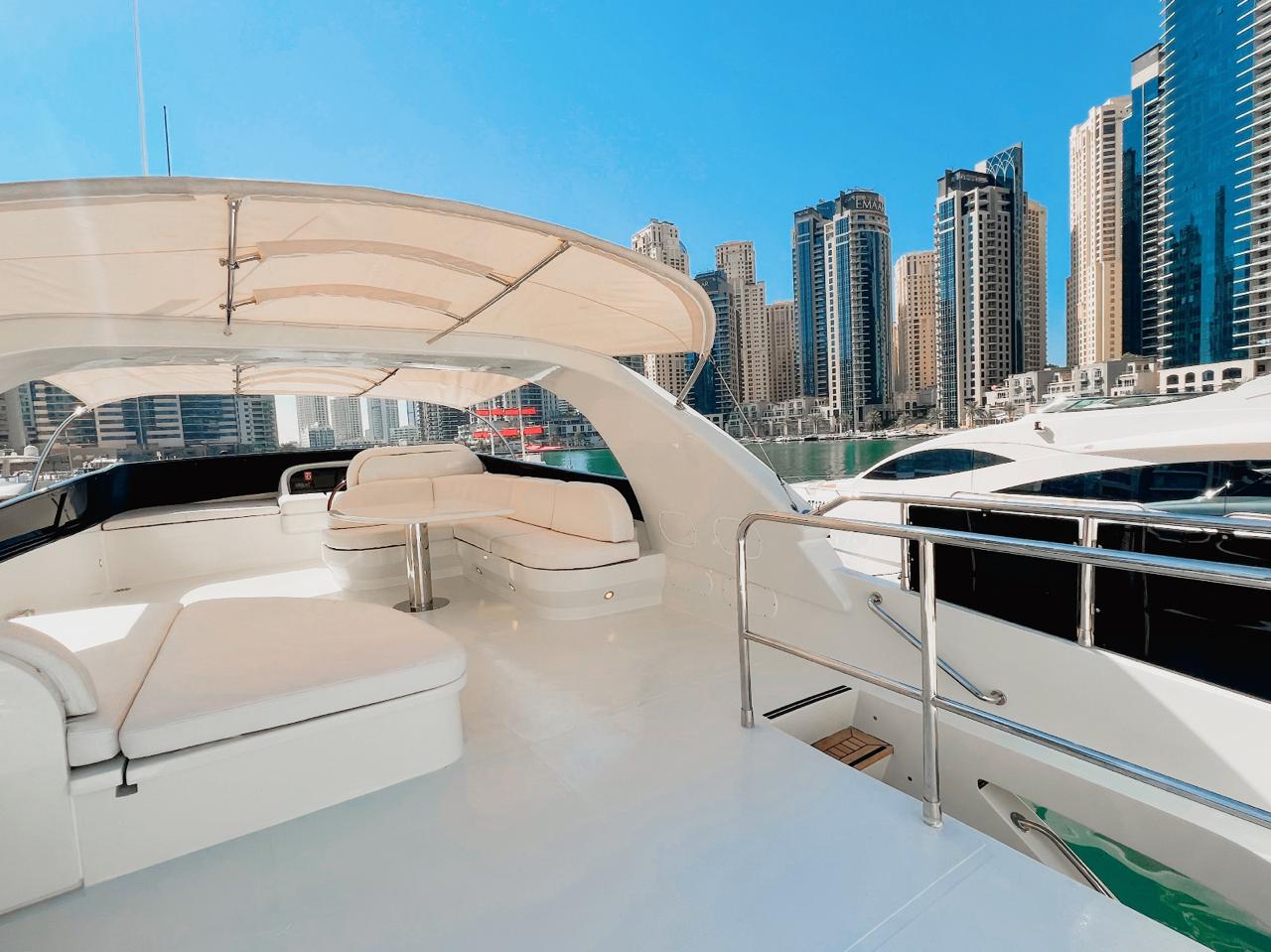 Starlight Dubai 92FT — 92ft Mega Yacht in Dubai