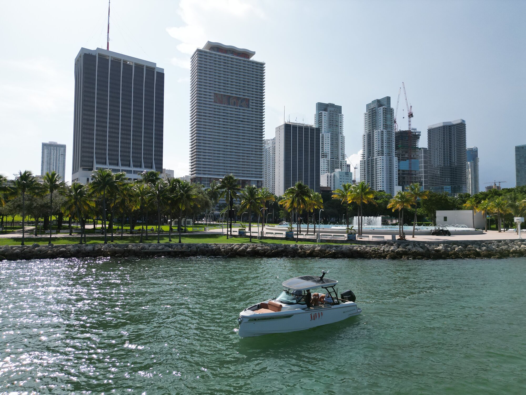 Saxdor 270 Miami yacht rental 3