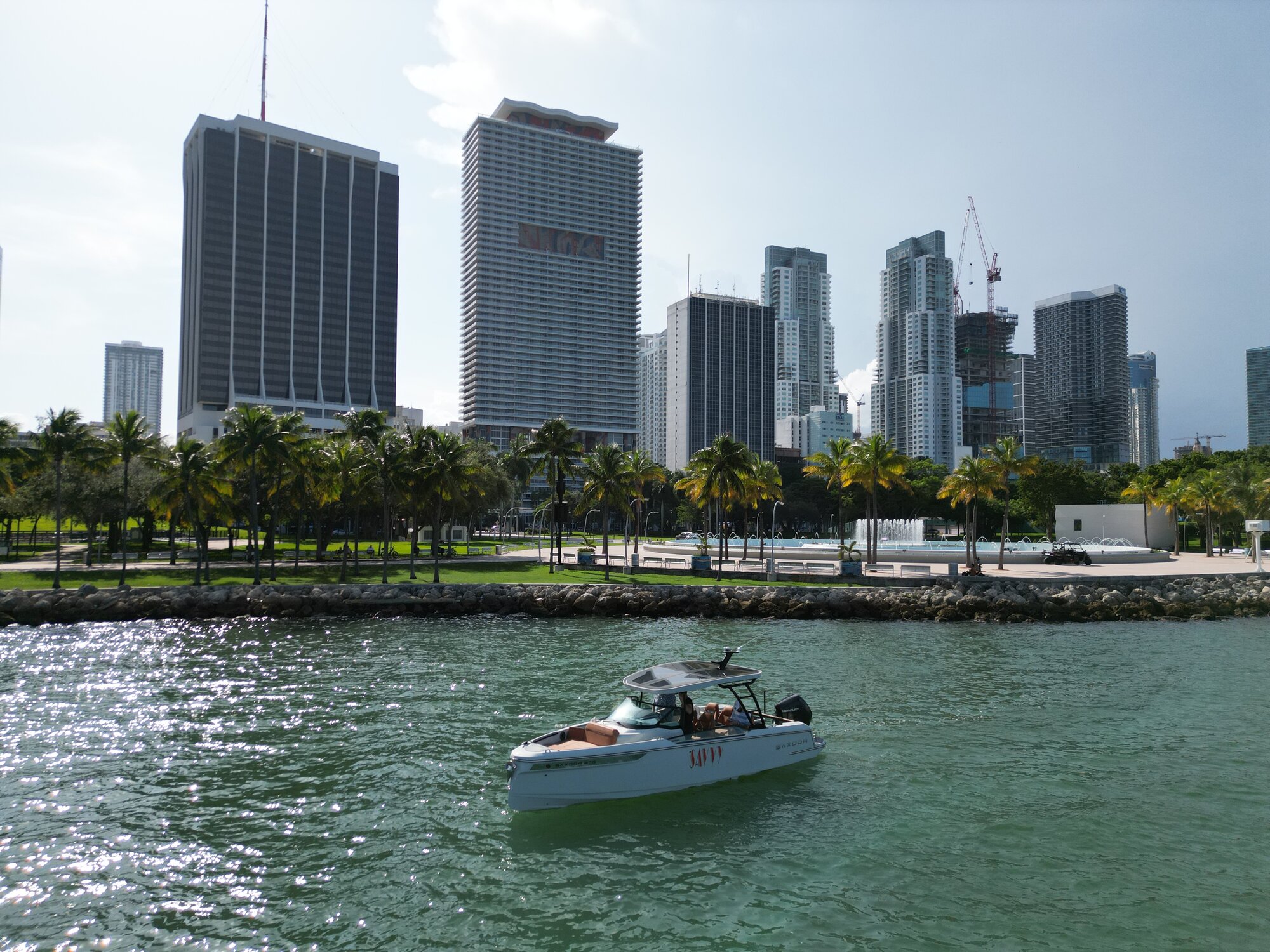 Saxdor 270 Miami yacht rental 4