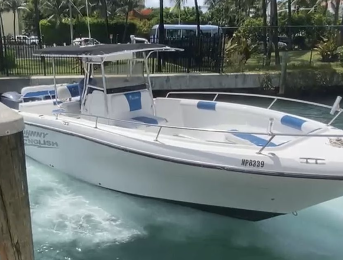 36FT JOHNNY ENGLISH Nassau yacht rental 5